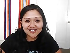Cute Asian GF sucks absent BBC