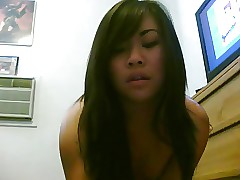 asian girl mastubating